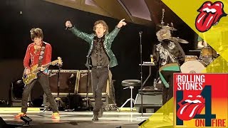 Video thumbnail of "The Rolling Stones - Jumpin' Jack Flash - Adelaide"