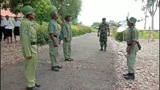 HANSIP BELAJAR BARIS-BERBARIS .. ALHASIL BIKIN NGAKAK. 😀😀