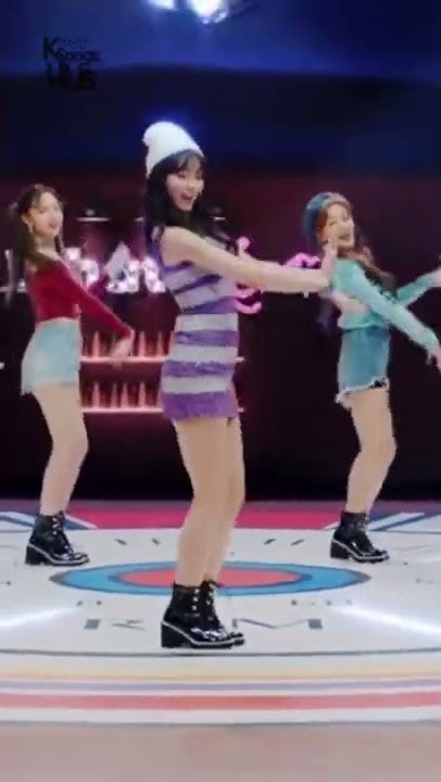 TWICE 'What is Love'