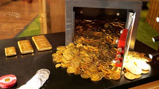 The World's BIGGEST Coin Show!