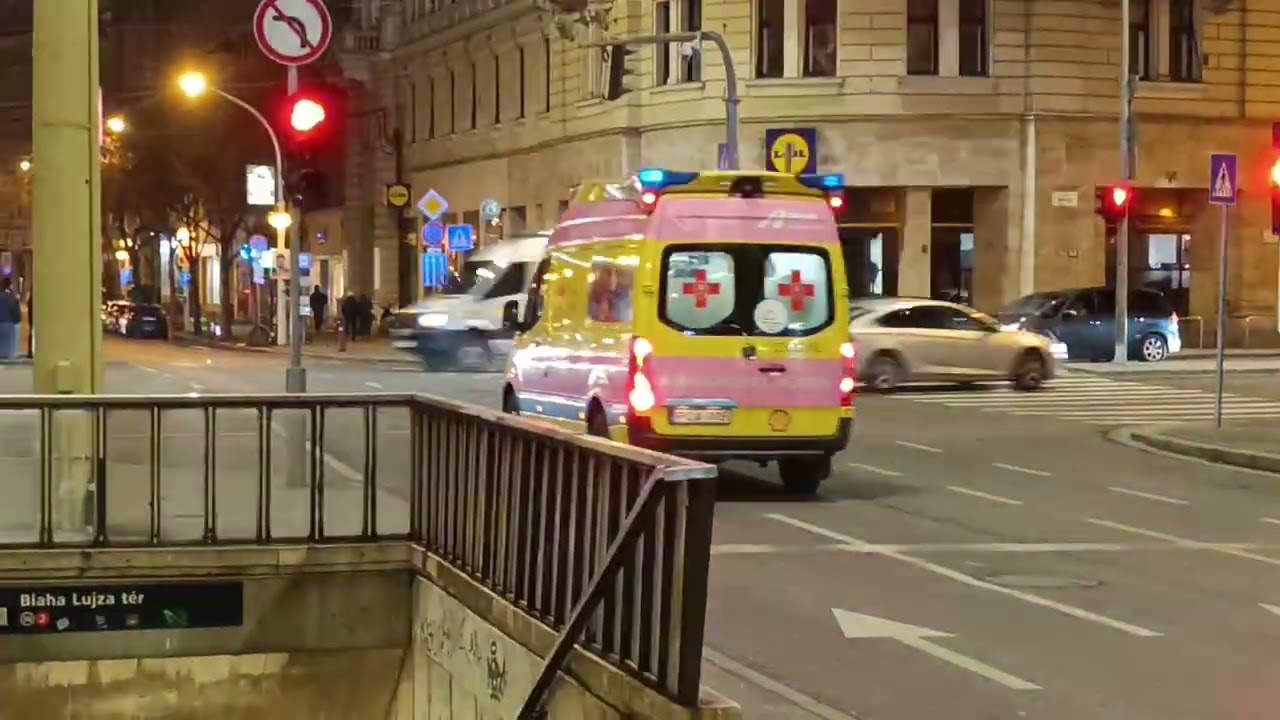 Budapest ambulance responses compilation