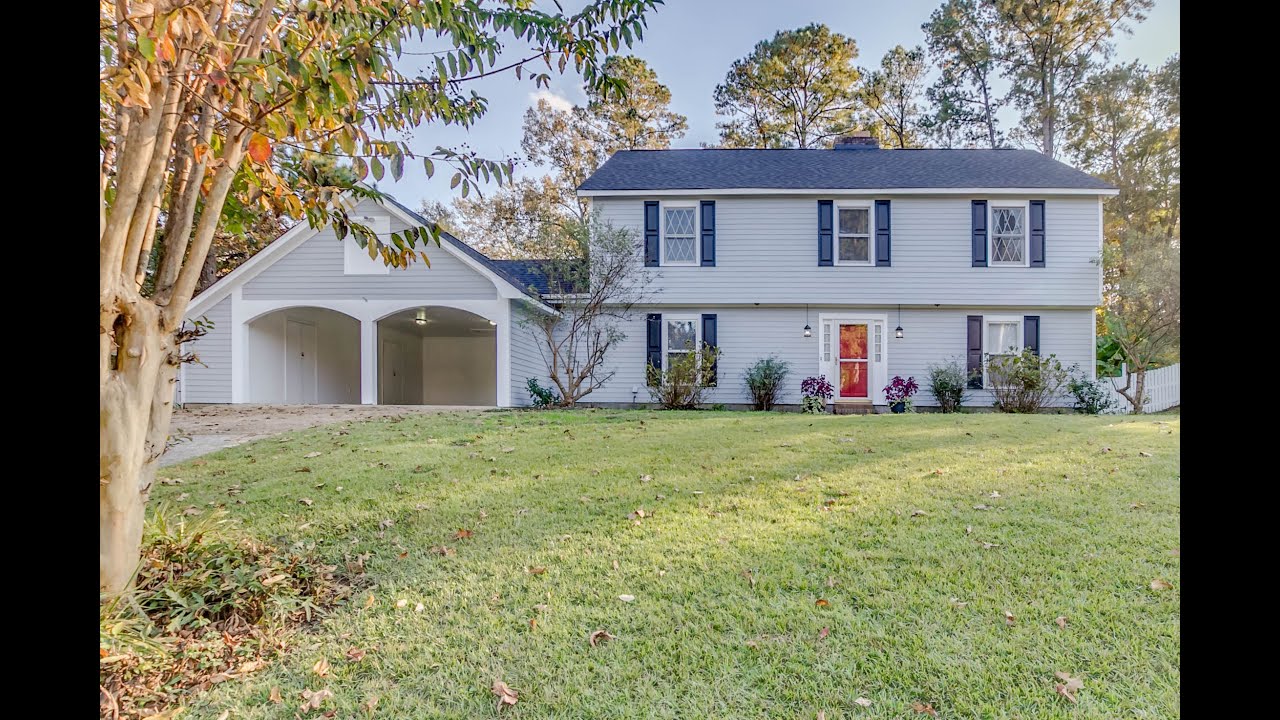 Homes for Sale in Tuscaloosa, 147086, 801 Kirkwood Drive, Tricia Gray