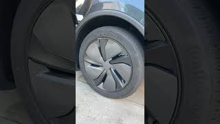 This Tesla got CoSo Detailed #cardetailing #beforeandafter #cleaningtiktok #cleantok