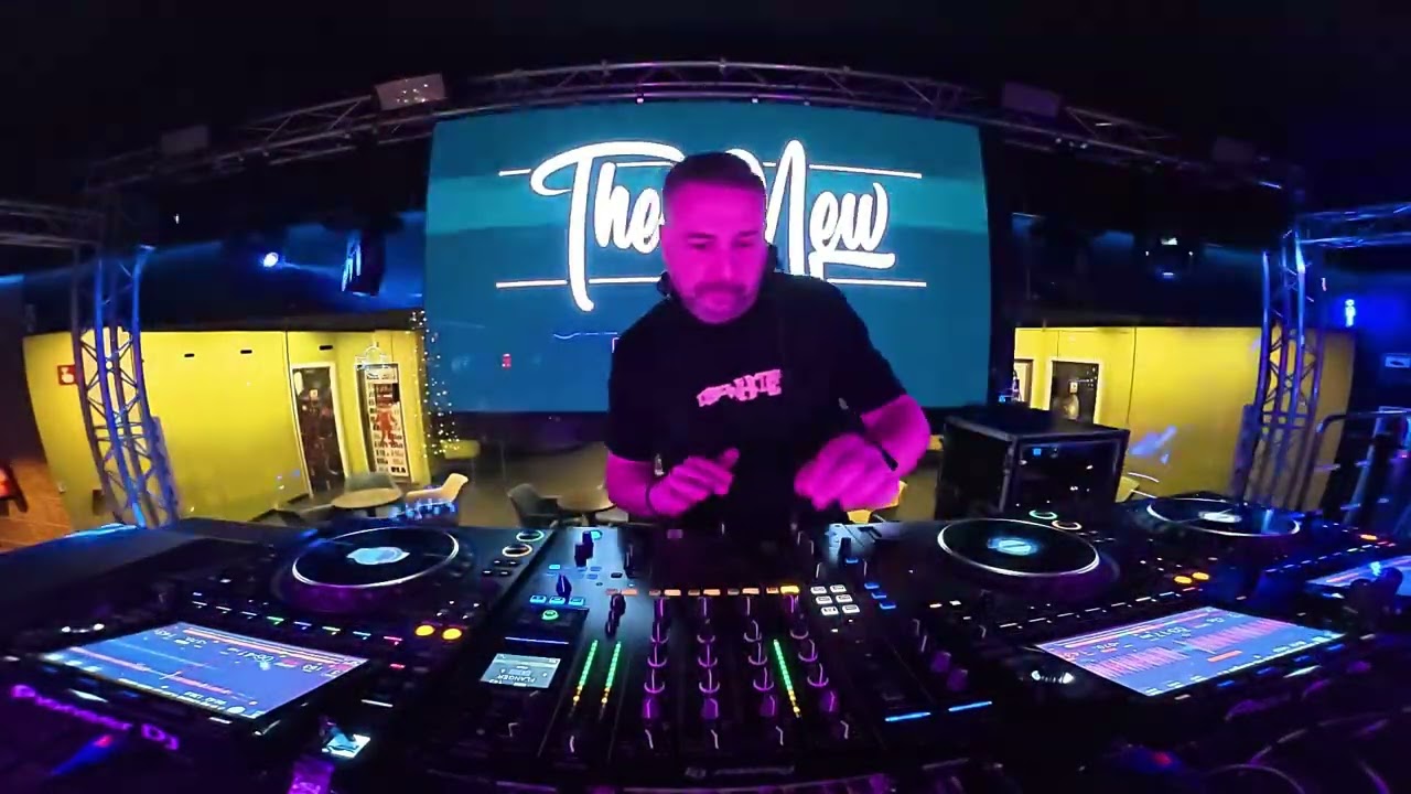 RAFA XL @ SALVAJE ESPECIAL NAVIDAD