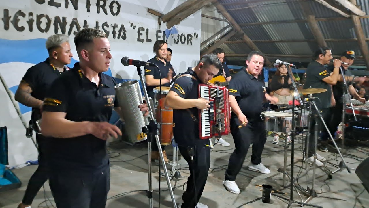 LOS MISTOLEROS DEL CHAMAME TROPICAL 2023 El Fiador