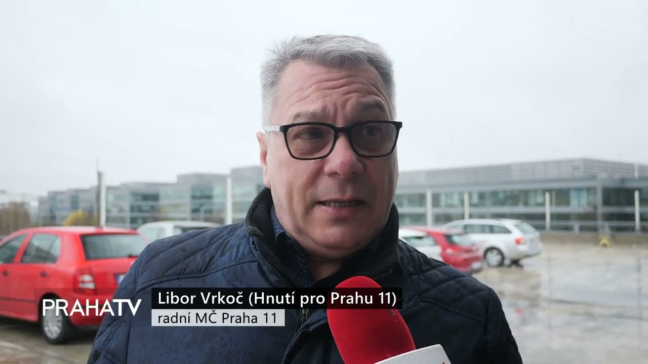 Prahu 11 trápí autovraky a odstavená auta