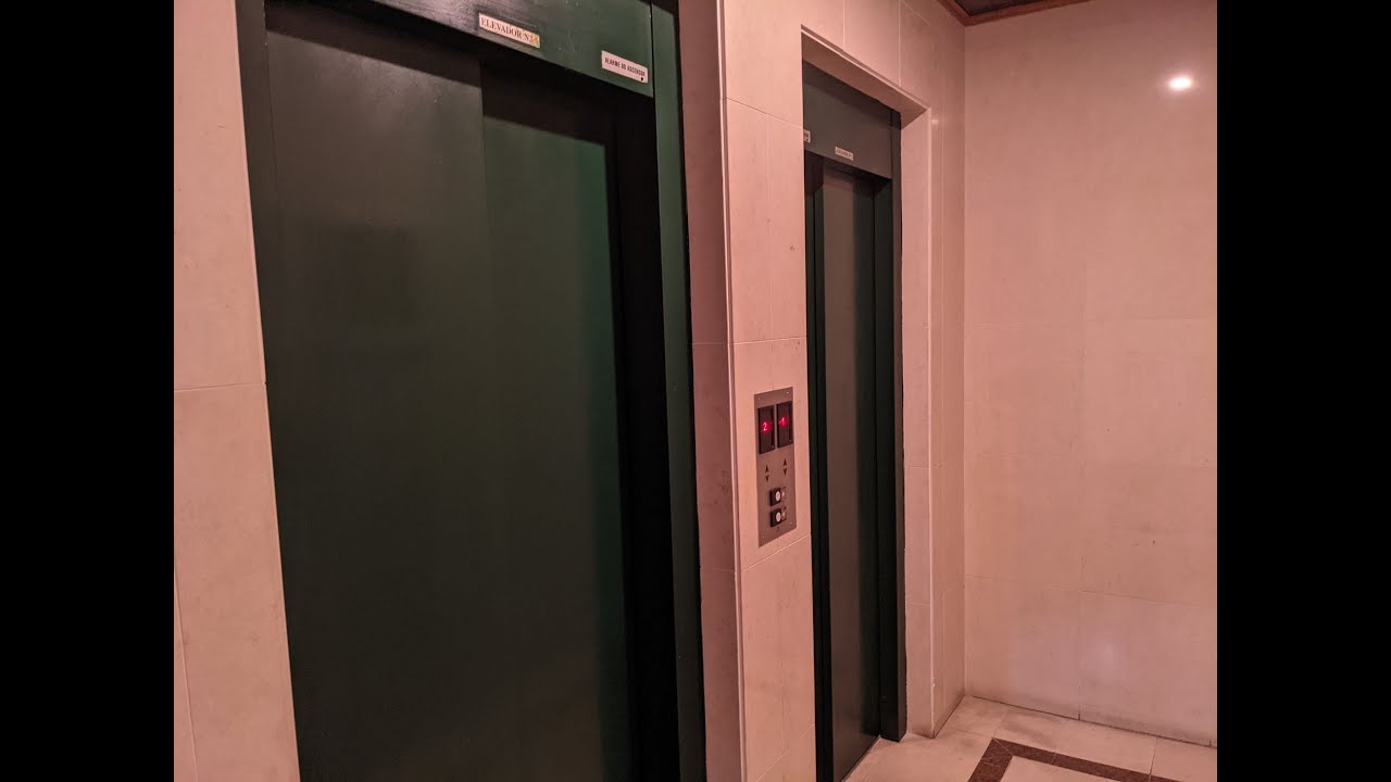 ThyssenKrupp elevator [🏢5 Rua Princesa Maria Benedita Torres Vedras, Portugal]