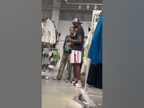 He spit game to this mall baddie and rizzed her up #roadto2k #viral # ...