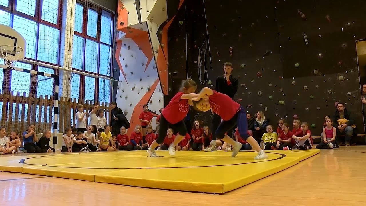 KOLORTV - Grundbirkózás