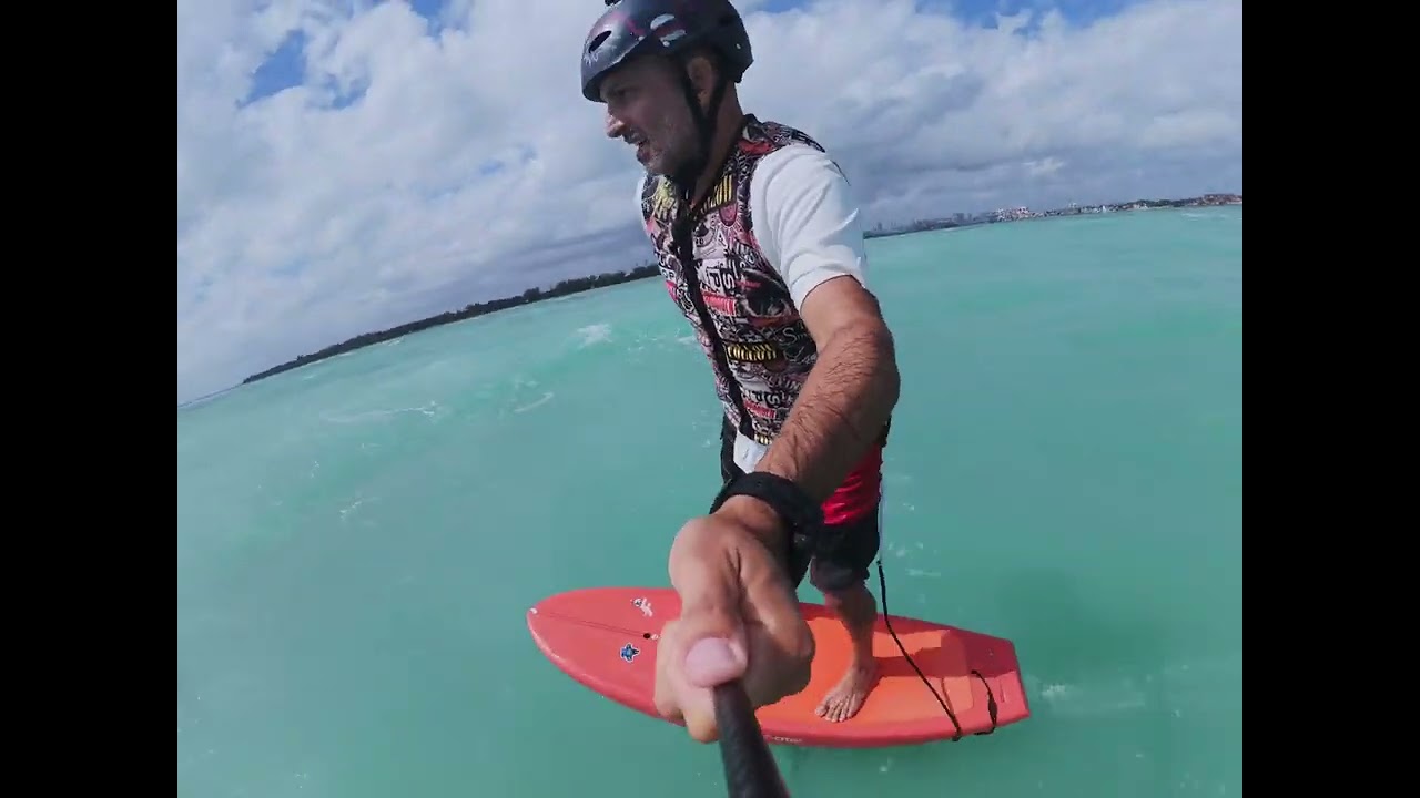 Parawing loops at Virginia Key Florida