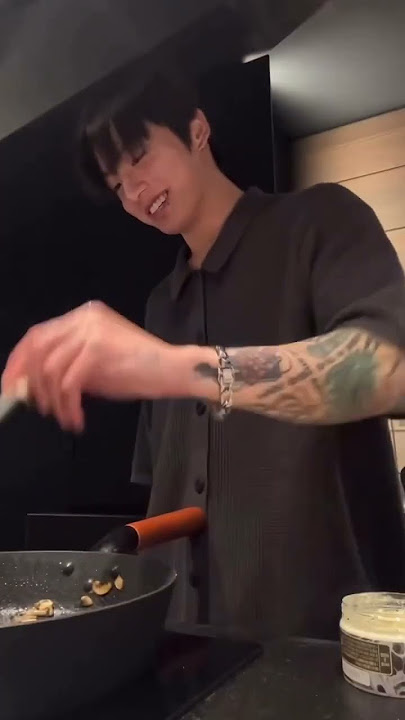 Jungkook's Live on Weverse! He looks so Fine❤️😭 #bts #Jungkook #shorts #live #jungkooklive