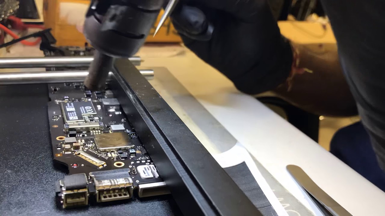 MacBook Air A1466 LCD-Display FPC Replacement - YouTube