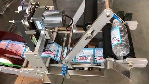 Semi-automatic round bottle labeling machine YX-L60T to Argentina customer 25042018