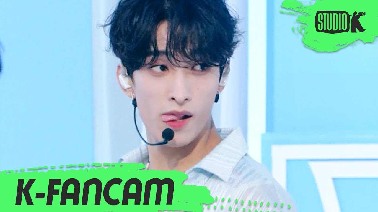 [K-Fancam] 세븐틴 도겸 직캠 '_WORLD' (SEVENTEEN DK Fancam) l @MusicBank 220722