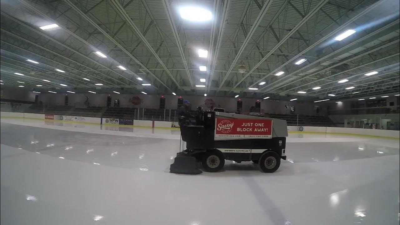 Zamboni cleaning ice at Roseville Arena YouTube