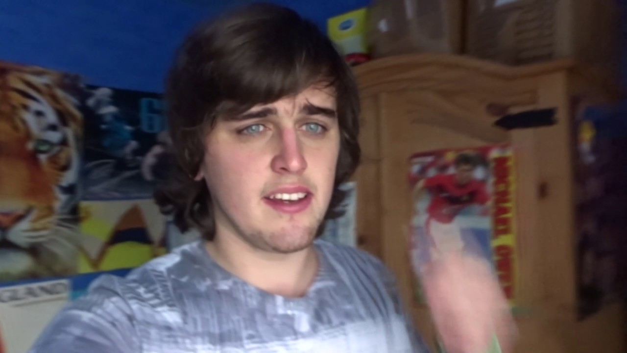 OUR CHRISTMAS TREE IS UP YouTube