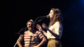 Video thumbnail of "clarice falcão & gregório duvivier @ circo voador: acho melhor terminar"