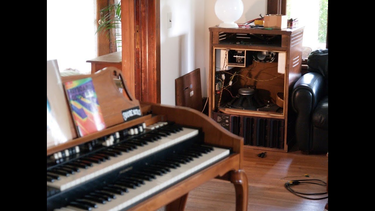 Leslie 715 Rotosonic Hammond organ speaker