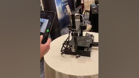 AR Augmented Reality Demo - model target of a 3D object