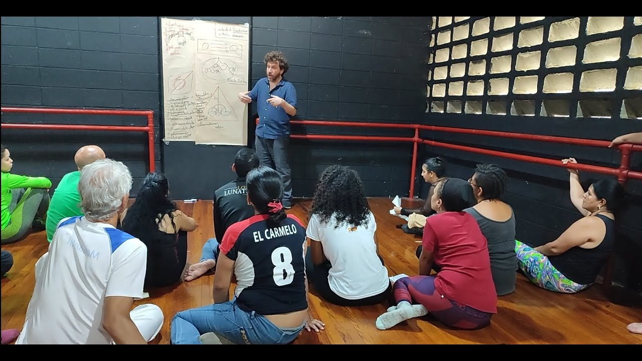 La necesidad política de un «Teatro del Oprimido» : Julián Boal dicta un taller en Caracas