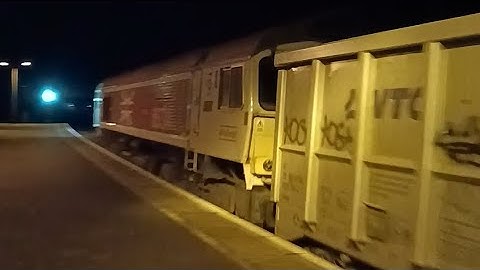 66734 passes Llandudno Junction with a two tone 15/01/24