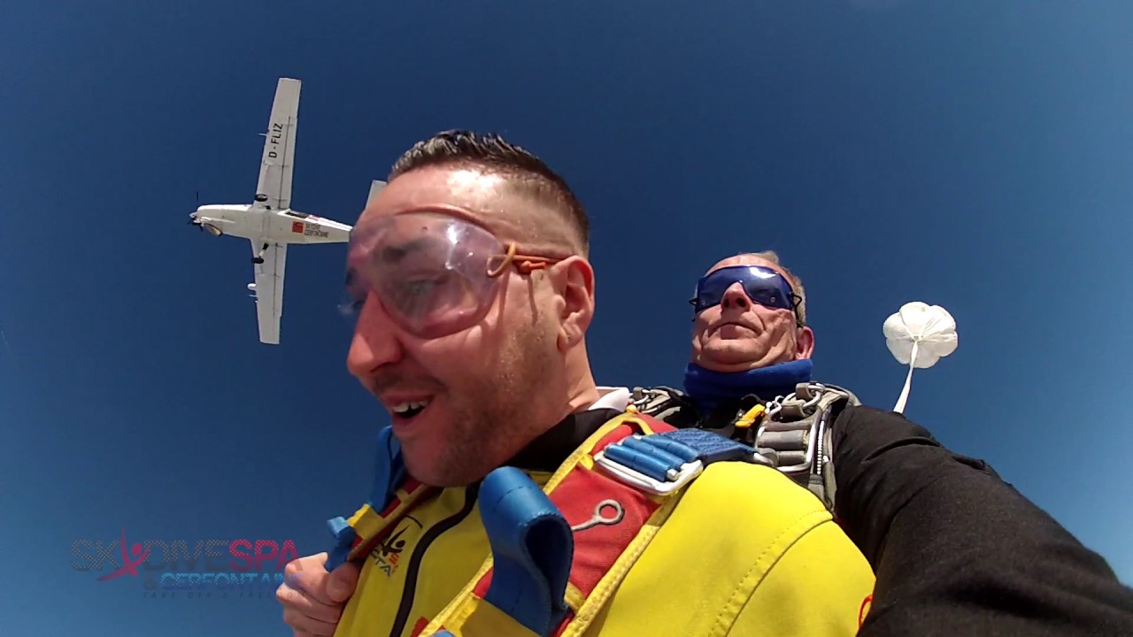 Saut En Parachute Dessin Joyeux Anniversaire