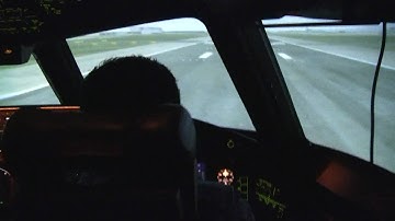 Boeing 777-200ER Simulator/ Annette - Pre-Flight Briefing