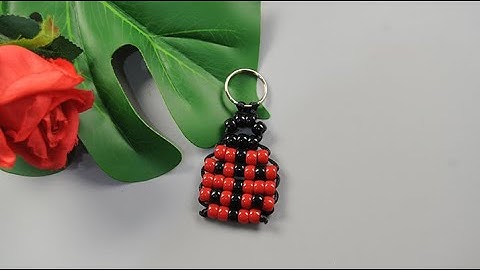 Beebeecraft idea on making ladybug keychain with acrylic beads