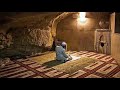 رغيف خبز يابس تاكله في زاويه أبي العتاهية ظفر النتيفات رغيف خبز يابس تاكله في زاويه أبي العتاهية ظفر النتيفات