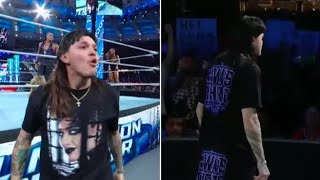 WWE Elimination Chamber cuts to black screen after Dominik Mysterio kicked out of match