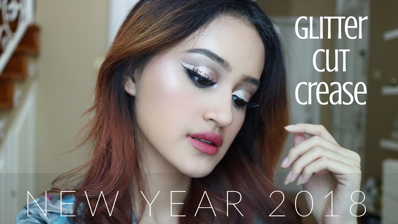 NEW YEAR MAKEUP 2018 GLITTER CUT CREASE Nadya Aqilla Indonesia