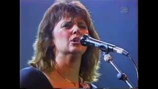 Video thumbnail of "Suzi Quatro - Can The Can '95"