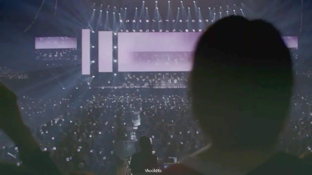 V Cry BTS _ V JIMIN CRY & JUNGKOOK PASESS OUT BURN THE STAGE - YouTube