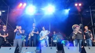 Youngblood Brass Band - Human Nature (Live @ M-idzomer 2015 08 02)