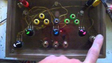 CMOS SYNTH 3 LFO MODULAR/PHOTO THEREMIN BOX test 1