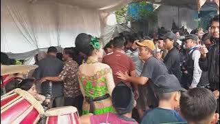 RONGGENG NOVITA GROUP DITONJONG GOONG BANJAR ANYAR
