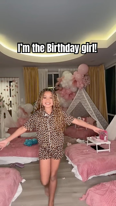 Who is The REAL BFF at Scarlett's Birthday Party?😍🩷🎈🎉#scarlett #birthdaygirl #shorts