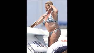 Chelo García Cortés En Bikini