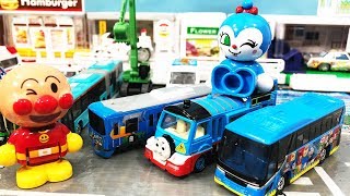 トミカ きかんしゃトーマス いろんなのりものセットをドキンちゃんが乗って沢山遊んでみたよ♪アンパンマン　はたらくくるま　toy-one