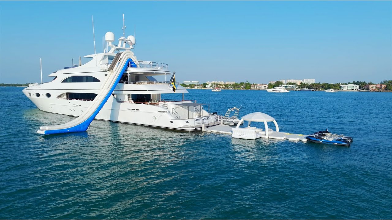 M/Y Sweet Caroline - Now Available for Exclusive Charter in the Bahamas & Caribbean
