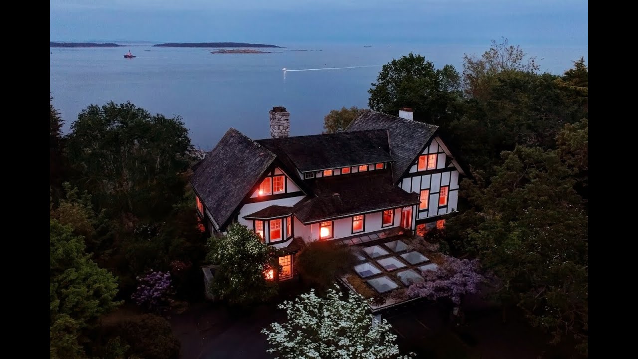 1101 Beach Drive, Oak Bay, BC Sotheby's International Realty Canada