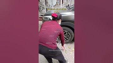 Đỗ xe ô tô chắn cửa nhà dân và cái kết 😂 #giaothong #vanhoagiaothong #luatgiaothong #xahoi