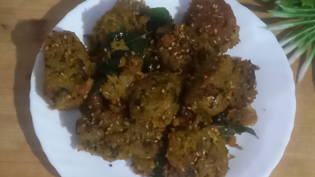 Dudhi na muthiya recipe |Gujarati recipe Dudhi methi muthiya | लौकी के मुठिया|