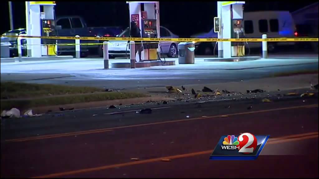 Motorcycle crash leaves 1 dead, 1 in critical condition - YouTube