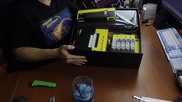 Unboxing a Corsair MAKR 75 DIY kit keyboard!