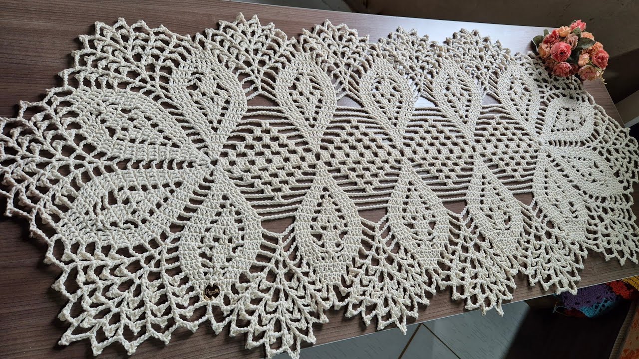 Caminho De Mesa CHARME /Passo a Passo /@Rogercroche2