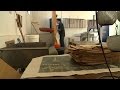 Artisanat : l'unique fabricant de papier japon en Europe