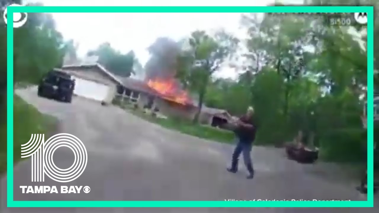 Police officer saves dog from house fire - YouTube