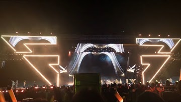 20250412 | KHI MÀN ĐÊM RỰC SÁNG (DAY1 CHỊ ĐẸP CONCERT) - 47 Chị Đẹp