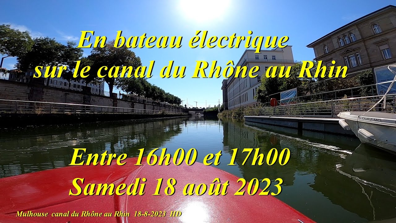 Promenade sur le canal du Rhône au Rhin à Mulhouse.